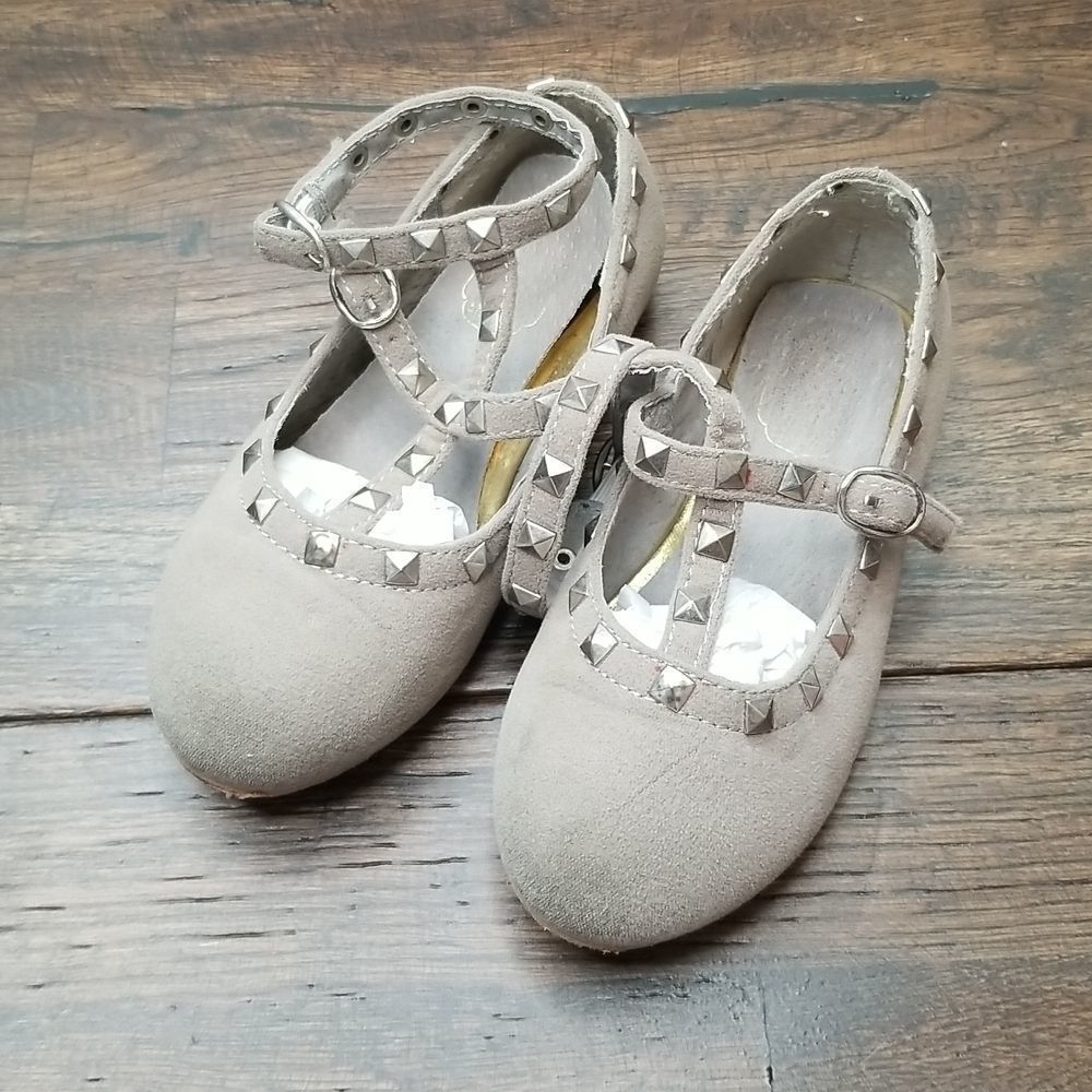 Toddler/Baby Shoes size 7